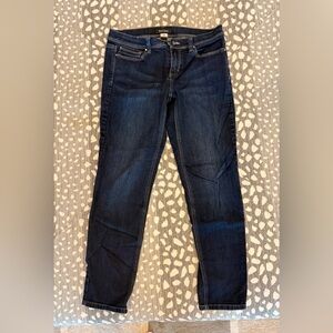 White House Black Market noir Jeans size 8